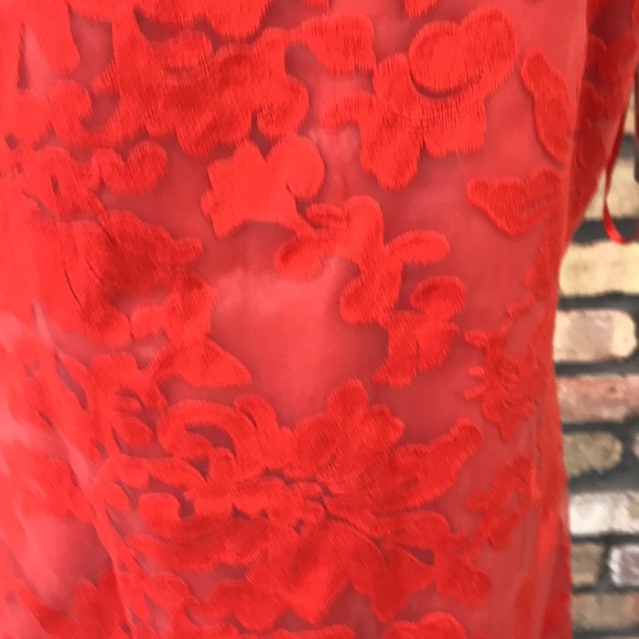 NWT - Gianni Bini Red Lace Sheath Dress - Size 8 - Picture 4 of 7